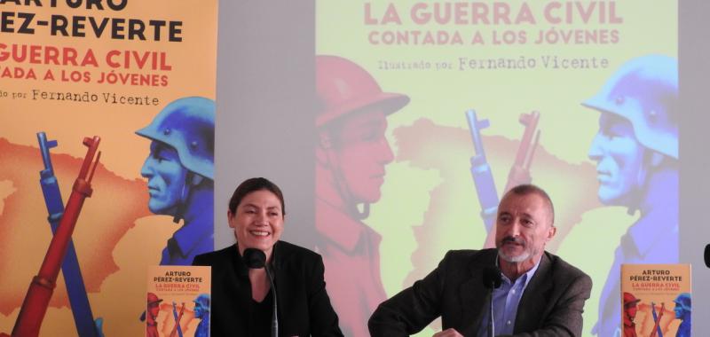 Pilar Reyes y Arturo Pérez-Reverte